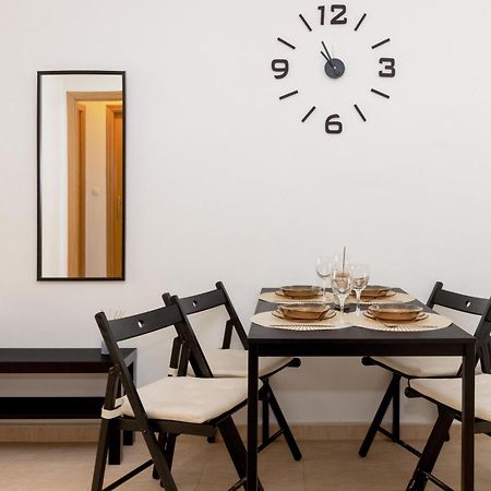 Relax Apartment Torrevieja Bagian luar foto