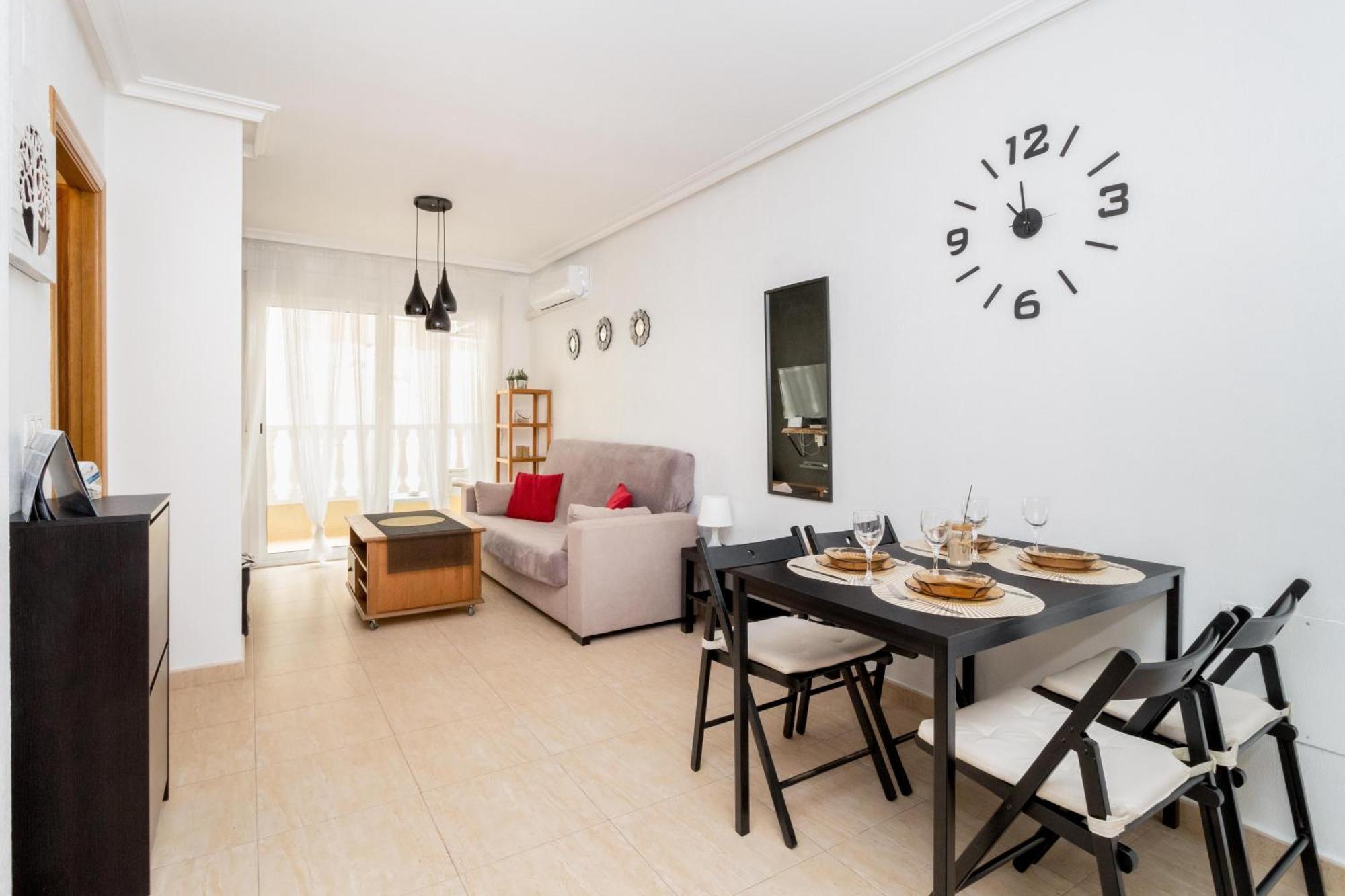 Relax Apartment Torrevieja Bagian luar foto